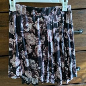 Women’s skirt- size medium